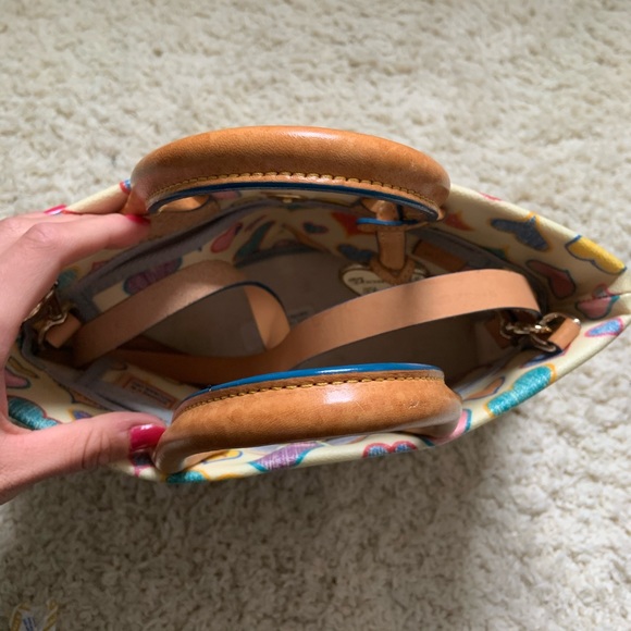 Dooney & Bourke purse - Picture 4 of 4